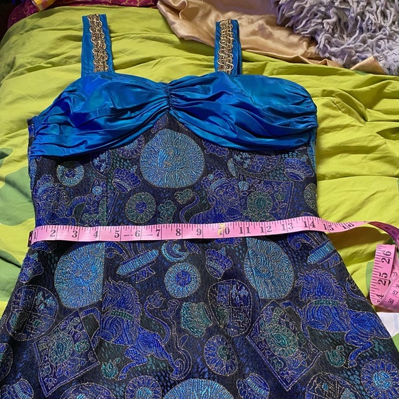 Vintage Guy Laroche France metallic brocade cocktail dress lions unicorns 42 S M - Picture 8 of 15